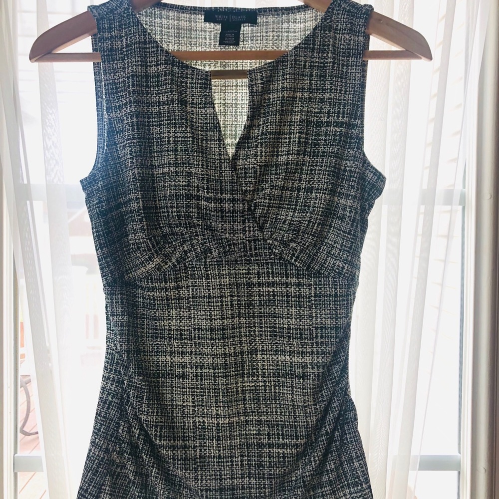 Whit House Black Market Top